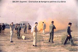 172- ARMEE DE L'AIR EN ALGERIE 1945-1962-20 (50)